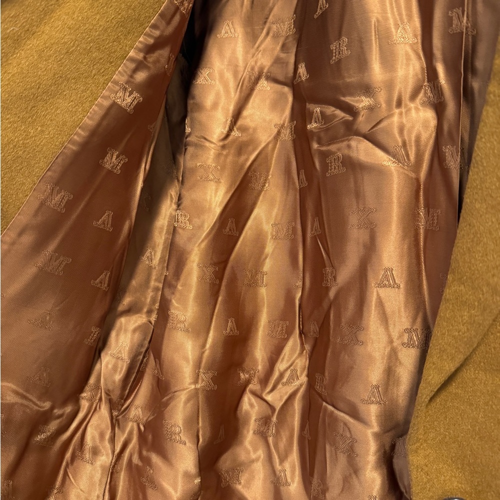 MaxMara Wool Blazer - Picture 6 of 8